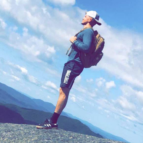 Meet your Posher, Robert - Picture 1 of 1